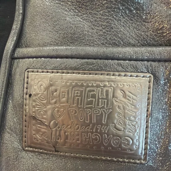 Coach Poppy Glam Metallic Silver Tote Convertible Bag 15290 - Picture 3 of 8